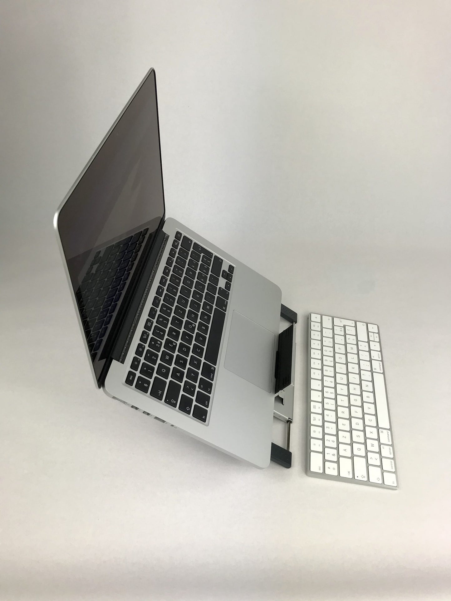 PRO ERGO STAND - ingenious design stand solution for laptop, iPads or tablets