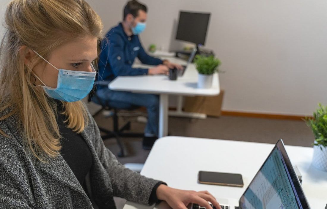 Wie wichtig ist ein ergonomischer Schreibtischstuhl in Zeiten von Corona?