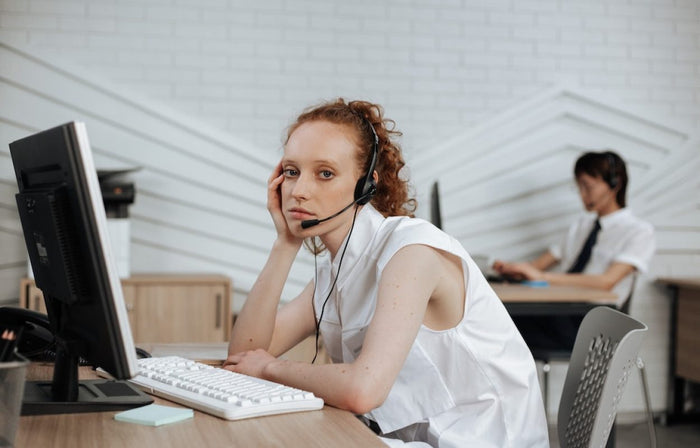 Rückenschmerzen im Bürojob: Prävention und Linderung