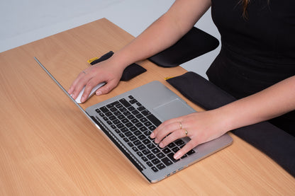 MOUSE ERGO REST - table backrest - easily attached to any table - extends the depth